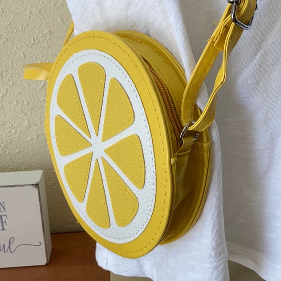 LAST PRICE DROP! Lemon Purse - Picture 3 of 11